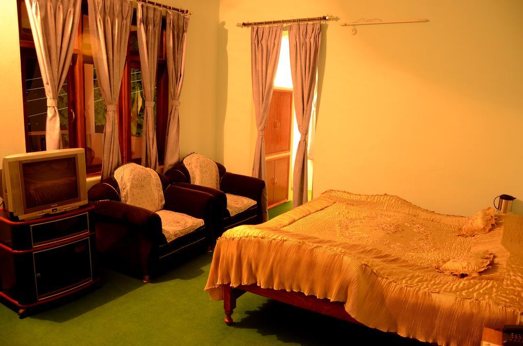 Kalawati Retreat Eco Village Resort Ranikhet Exterior foto
