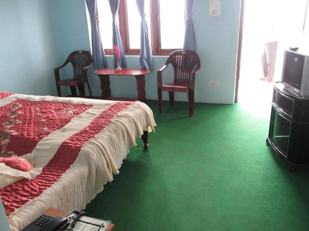 Kalawati Retreat Eco Village Resort Ranikhet Exterior foto